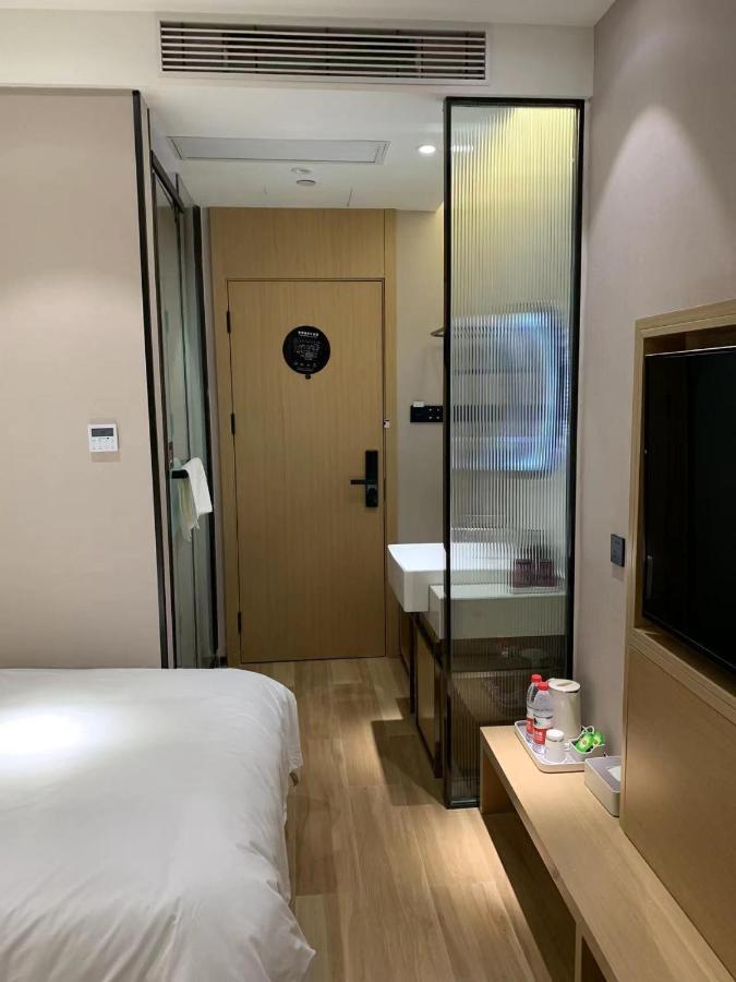 Meego Smart Select Hotel Shanghai Esterno foto