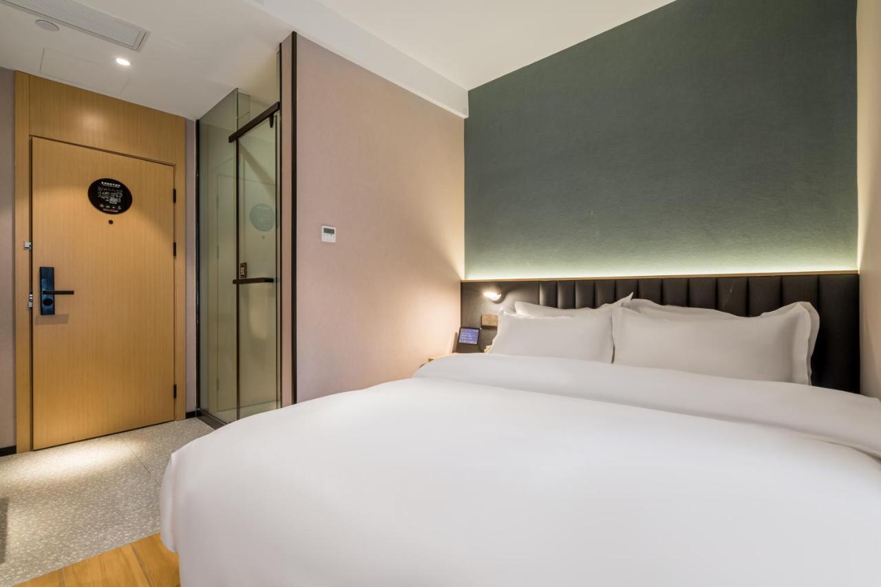 Meego Smart Select Hotel Shanghai Esterno foto